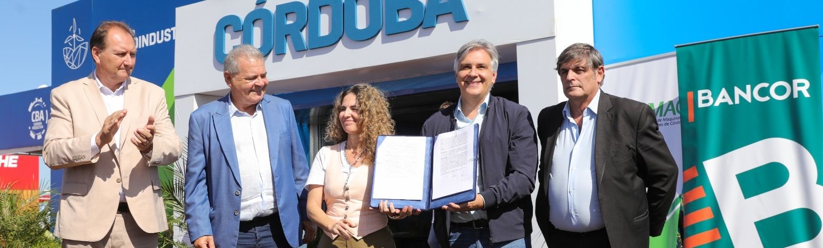ExpoAgro: La Provincia junto a BANCOR, presente con beneficios para el campo y la industria