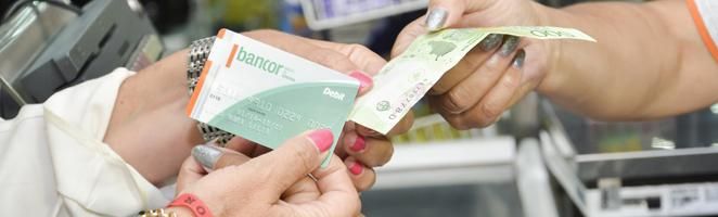 Aumentó un 117 % el dinero que los cordobeses retiran de comercios con tarjeta de débito 