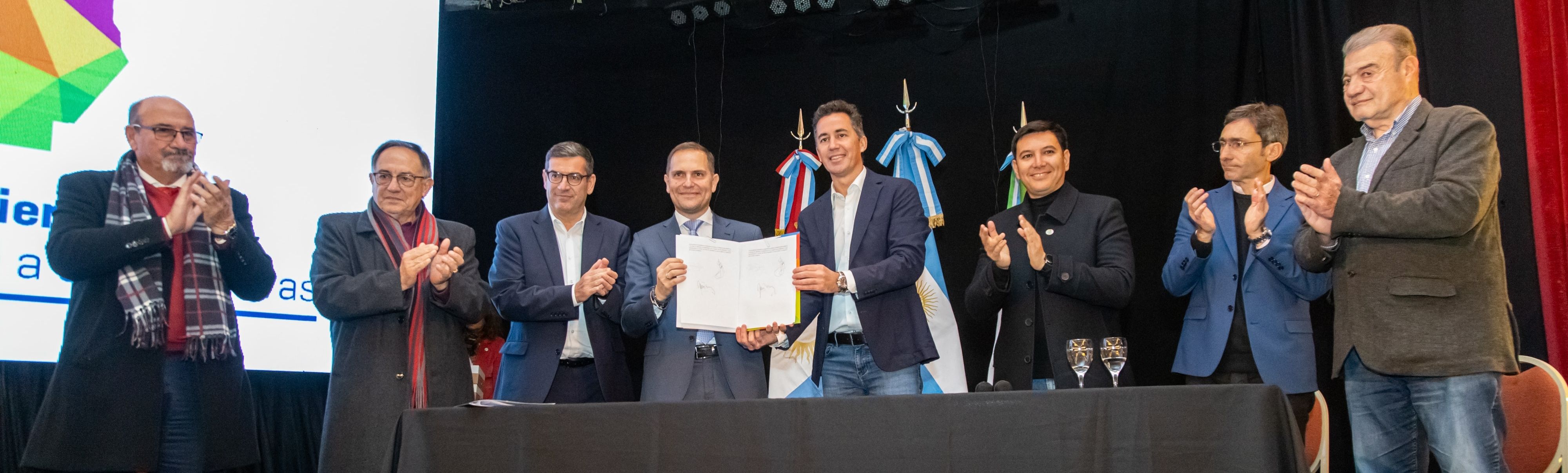 Cooperativas: El Gobierno de Córdoba y BANCOR anunciaron créditos para obras de infraestructura