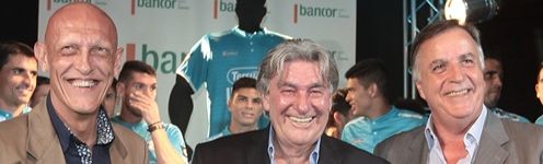 A punto de cumplir 111 años, el club cordobés mostró su flamante indumentaria