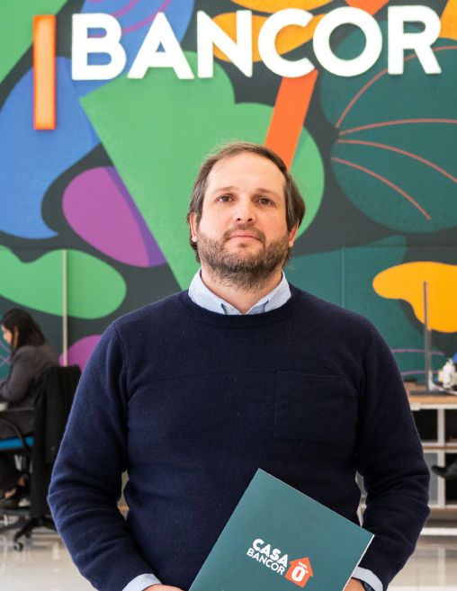 Nicolás casa bancor