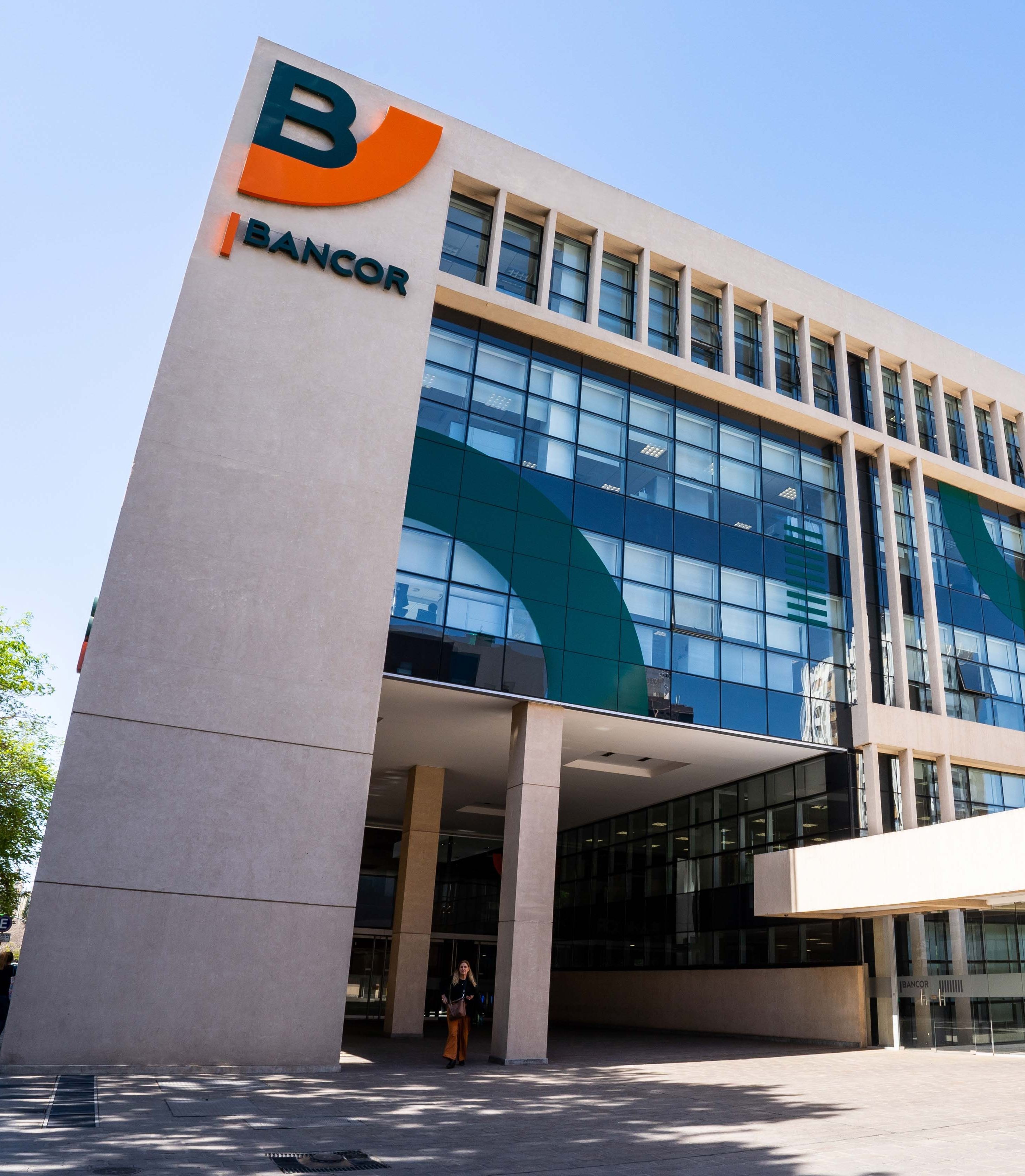 Fachada de Bancor
