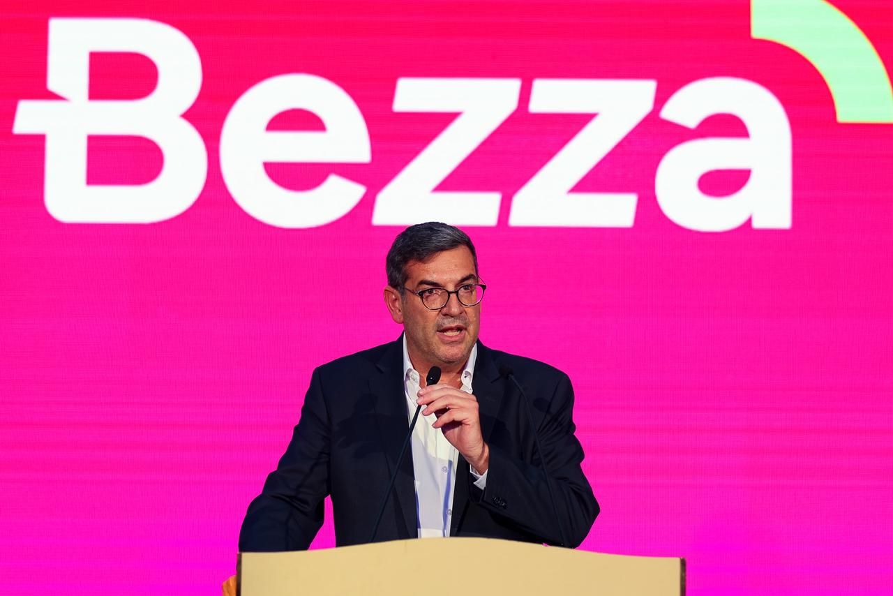 Bancor presentó Bezza