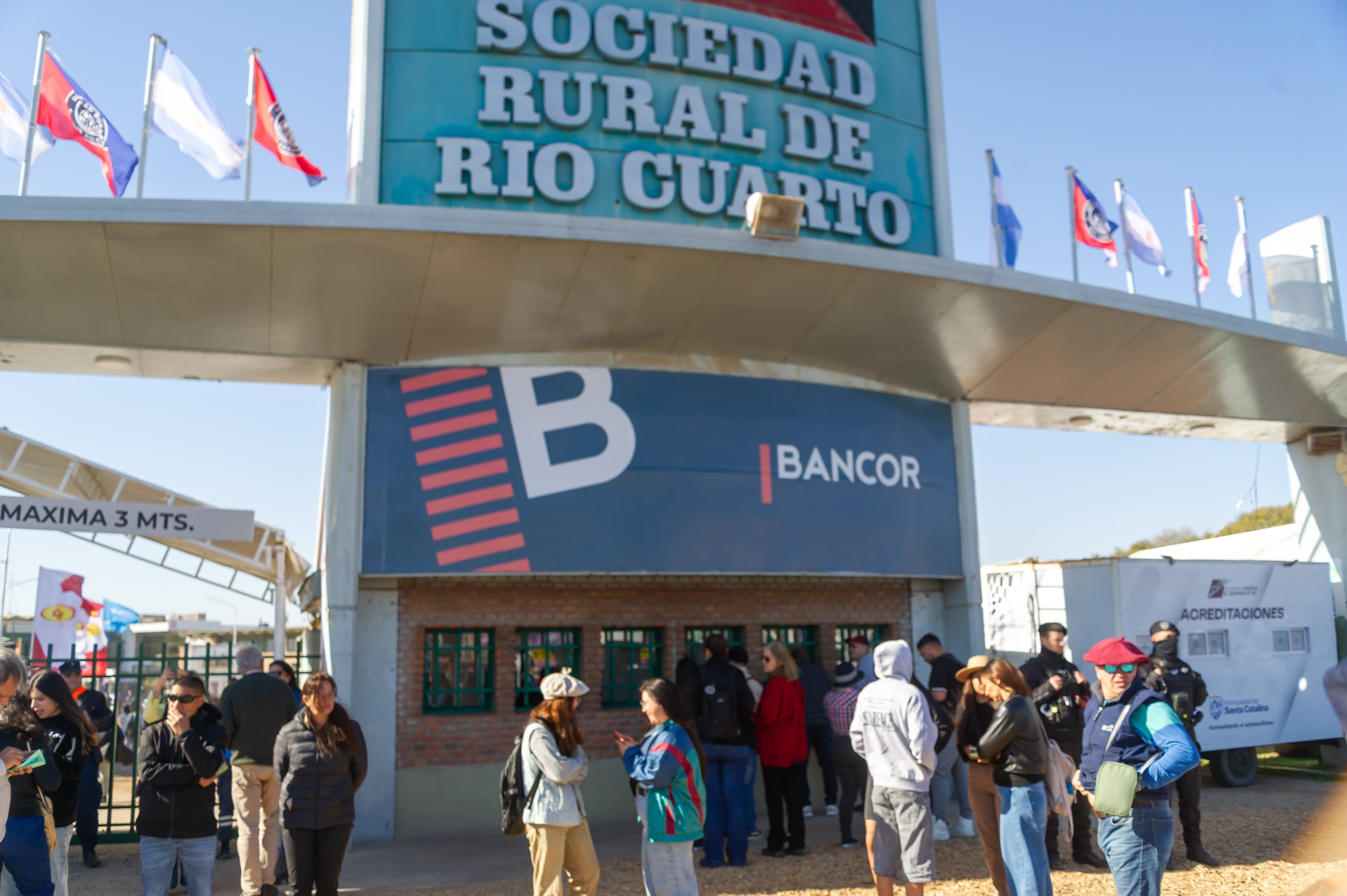 Bancor presente en la Rural de Río Cuarto.