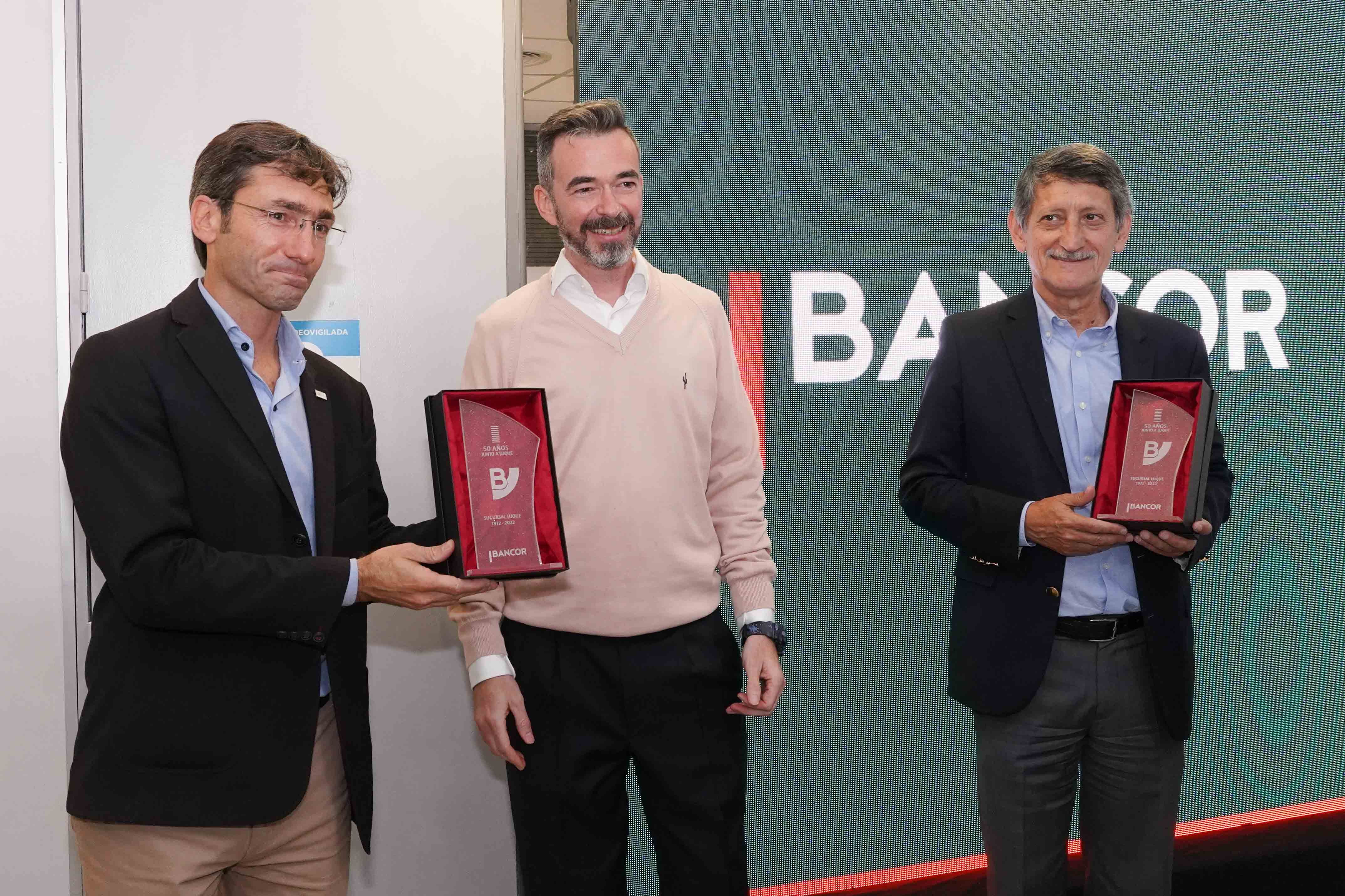 Entrega de presentes 50° aniversario.