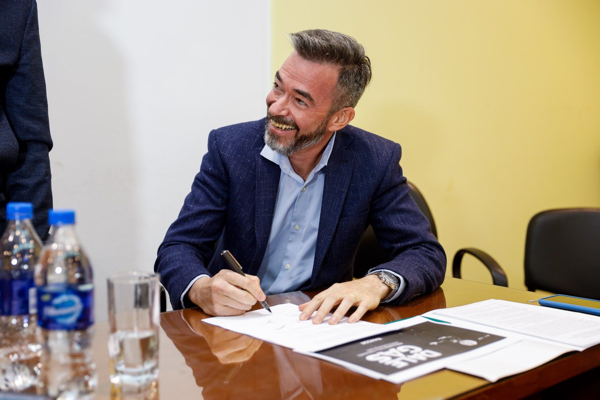 Bancor conexión de gas en Freyre