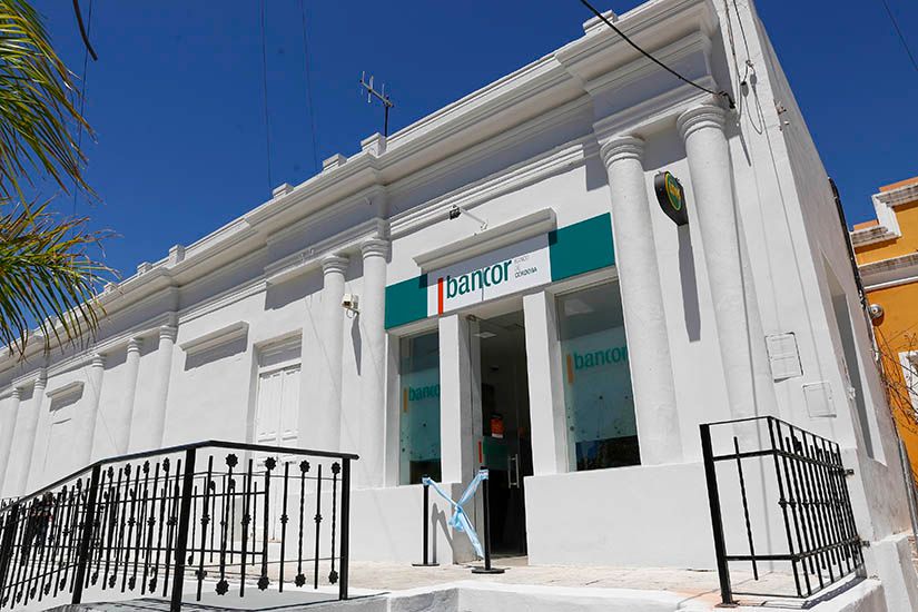 inauguracion cajero cruz del eje