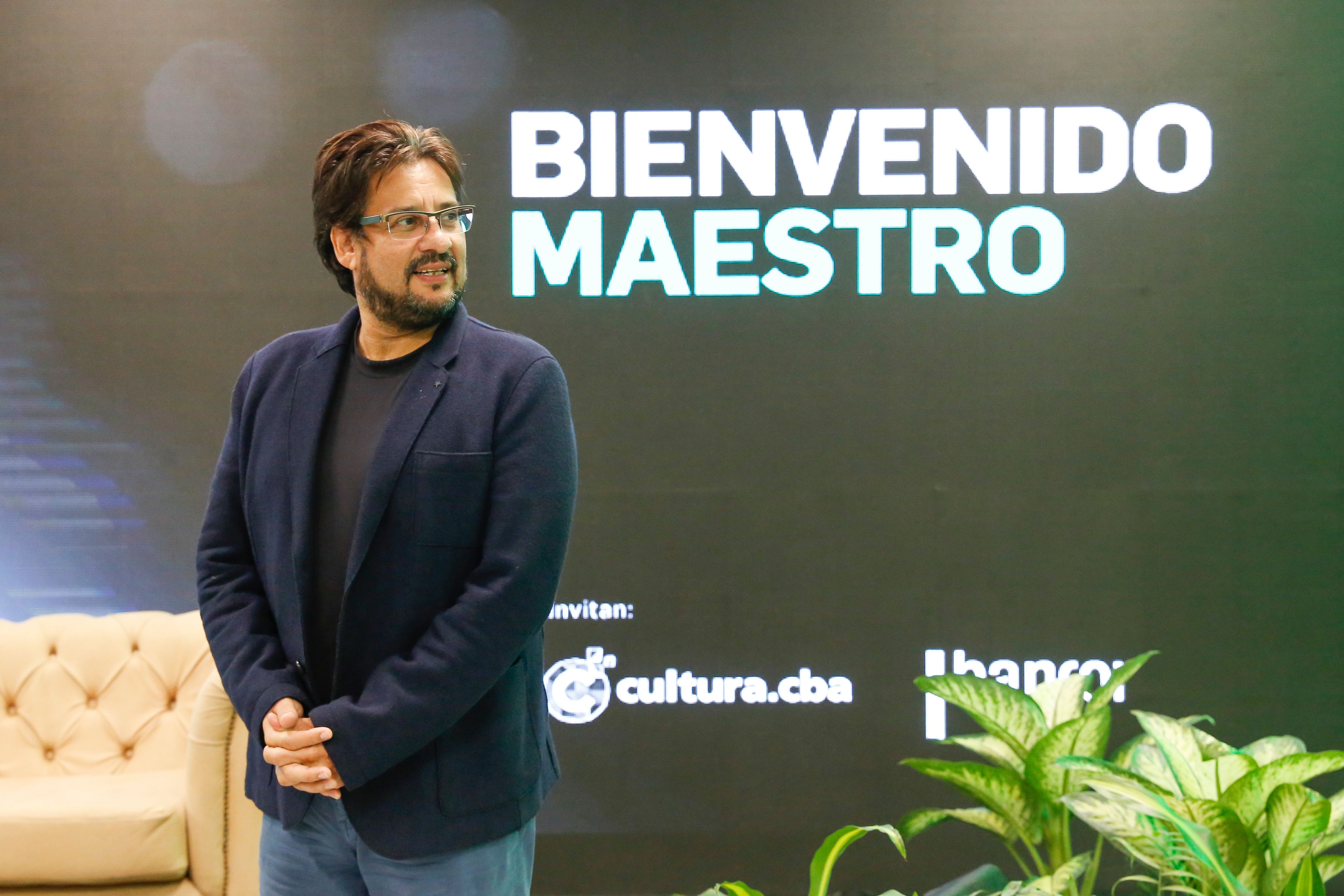 Marcelo Álvarez charla en Bancor