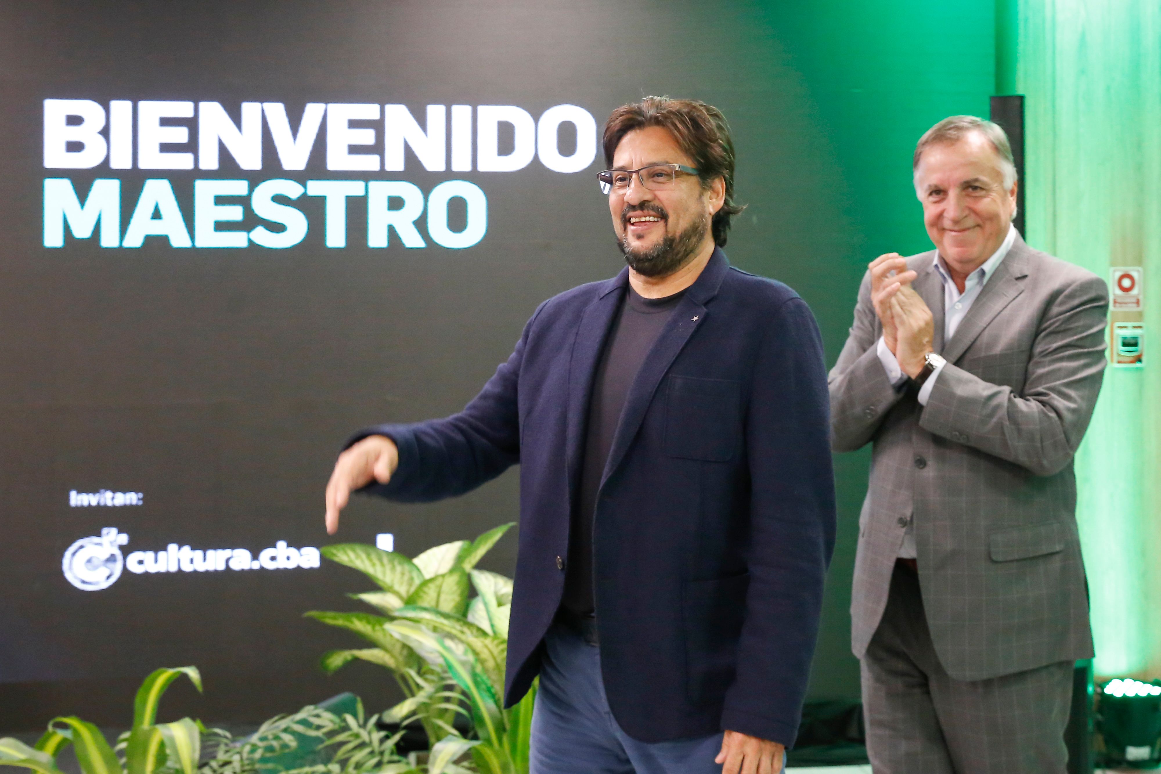 Marcelo Álvarez charla en Bancor