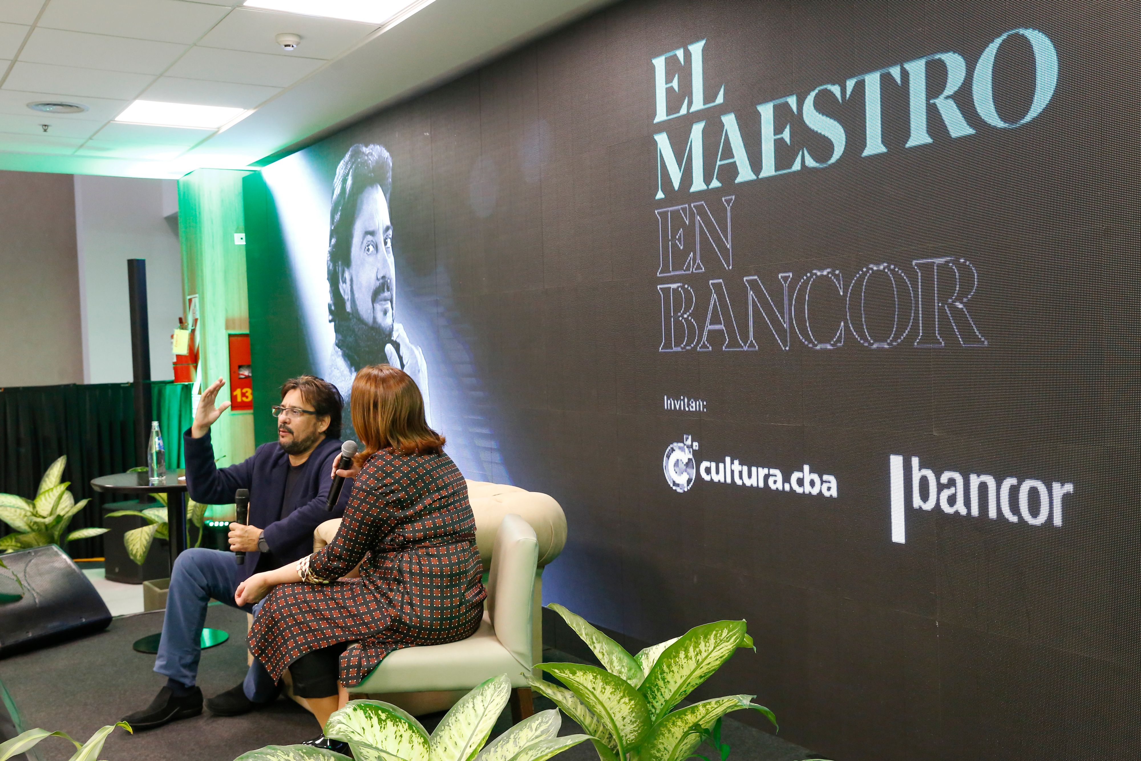 Marcelo Álvarez charla en Bancor