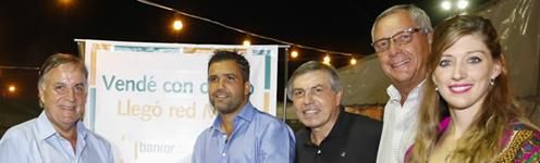 Red Mob se luce en la Fiesta de Colectividades