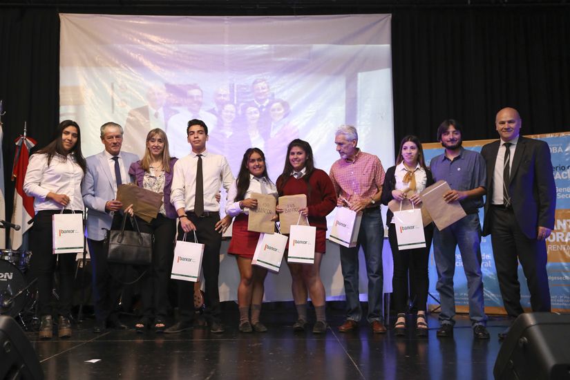 Bancor capacita a 250 pasantes de escuelas secundarias en toda la Provincia