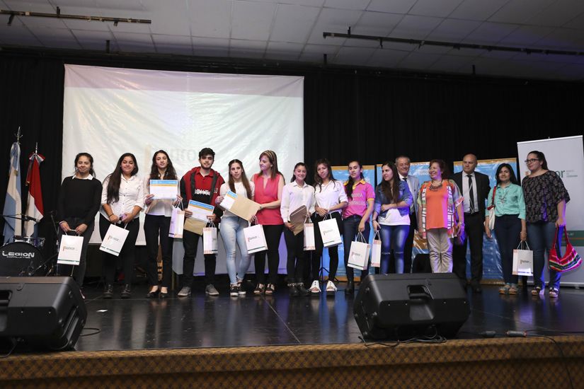 Bancor capacita a 250 pasantes de escuelas secundarias en toda la Provincia
