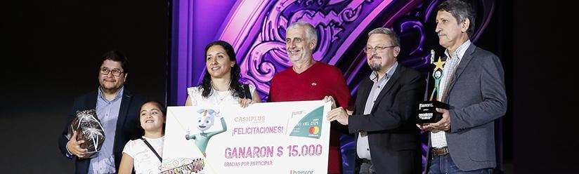 Bancor entregó 450 mil pesos en premios en Cosquín.